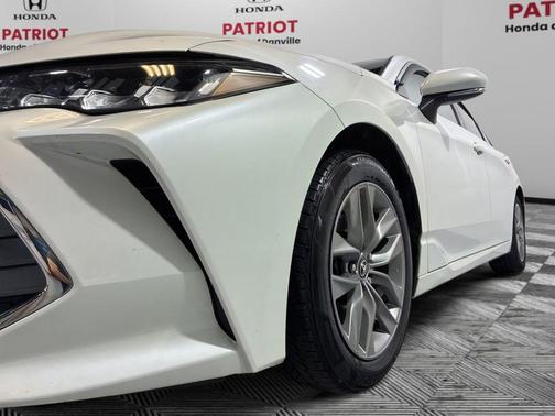 2020 Toyota Avalon XLE