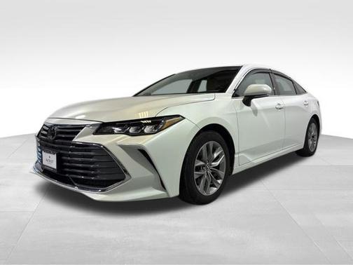 2020 Toyota Avalon XLE