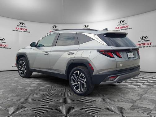 Shimmering Silver 2026 Hyundai TUCSON SEL Plus