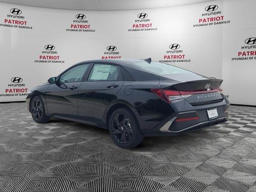 Abyss Black 2026 Hyundai ELANTRA Sport