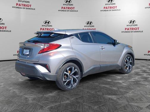 Silver Knockout Metallic 2018 Toyota C-HR XLE Premium