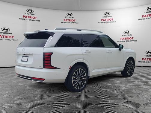 Creamy White Pearl 2026 Hyundai Palisade Hybrid Calligraphy