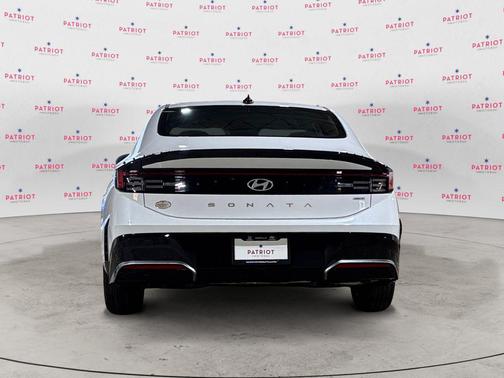 2025 Hyundai SONATA Hybrid SE