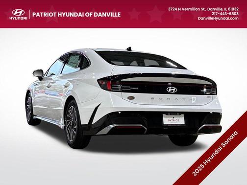 2025 Hyundai SONATA Hybrid SE