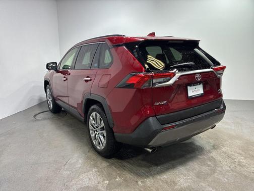 2020 Toyota RAV4 Limited