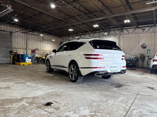 2022 Genesis GV80 2.5T