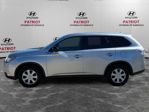 2015 Mitsubishi Outlander ES