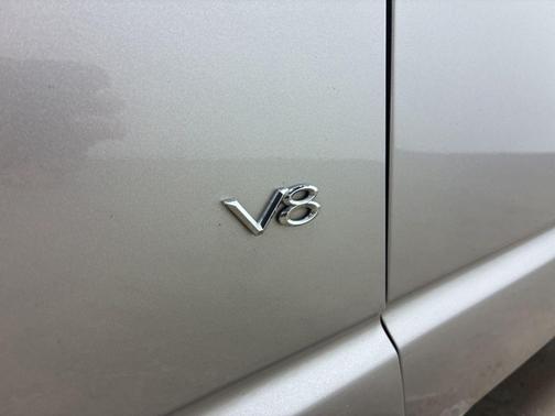 2004 Ford Thunderbird Base