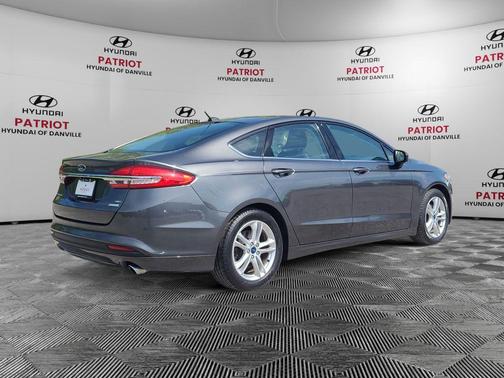 Magnetic 2018 Ford Fusion SE