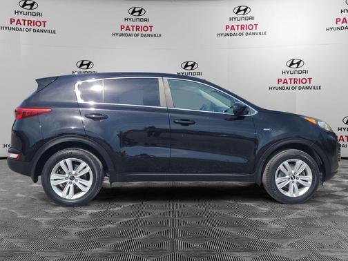 Black Cherry 2019 Kia Sportage LX
