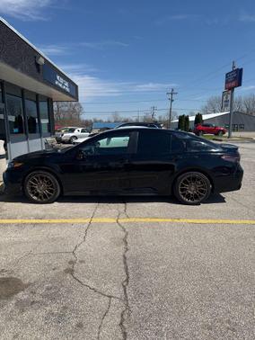 Midnight Black Metallic 2023 Toyota Camry SE