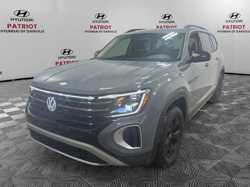 2025 Volkswagen Atlas 2.0T Peak Edition