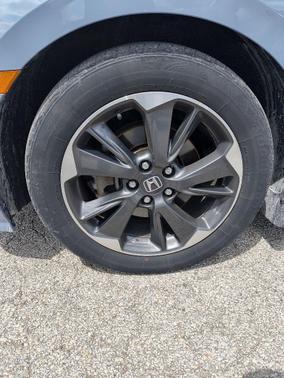 Gray 2023 Honda Odyssey Elite