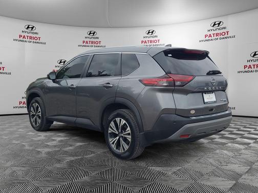 Gun Metallic 2022 Nissan Rogue SV