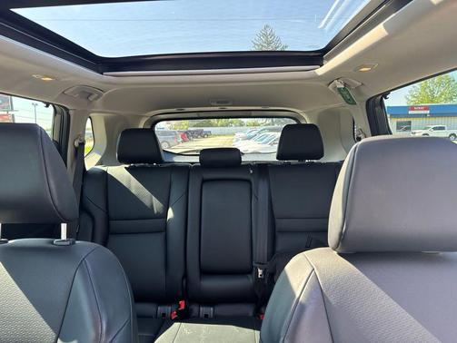 Gun Metallic 2022 Nissan Rogue SV