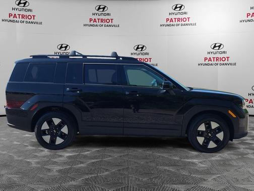 Phantom Black 2026 Hyundai SANTA FE SEL 2.4