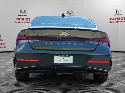 Amazon Gray 2026 Hyundai ELANTRA Sport