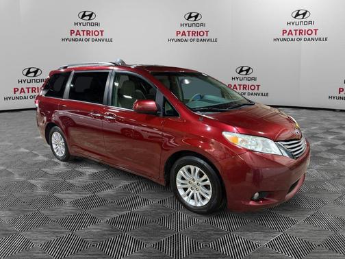 2014 Toyota Sienna XLE