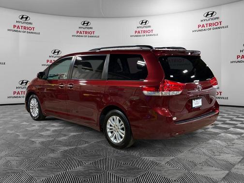 2014 Toyota Sienna XLE