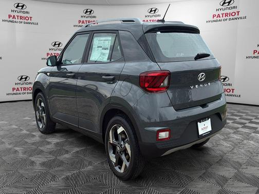 Ecotronic Gray 2026 Hyundai VENUE SEL