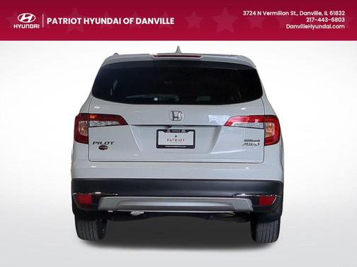 2022 Honda Pilot Touring 8-Passenger