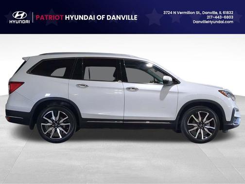 2022 Honda Pilot Touring 8-Passenger