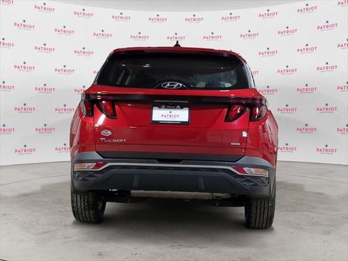 2022 Hyundai TUCSON SE