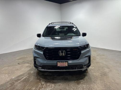 2023 Honda Pilot AWD TrailSport
