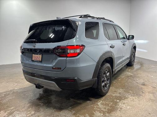 2023 Honda Pilot AWD TrailSport