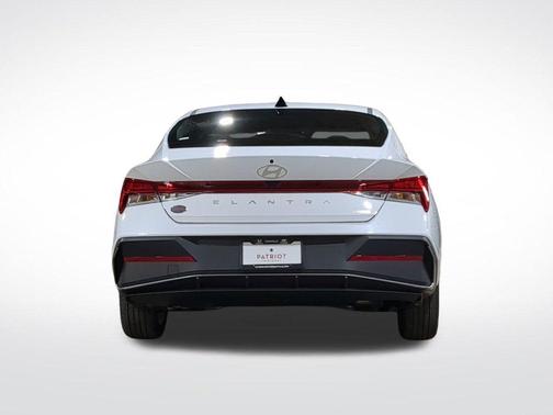 2025 Hyundai ELANTRA HEV Blue
