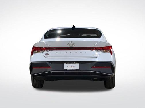 2025 Hyundai ELANTRA HEV Blue