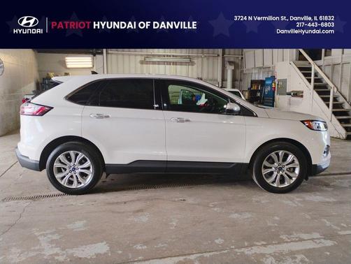 2020 Ford Edge Titanium