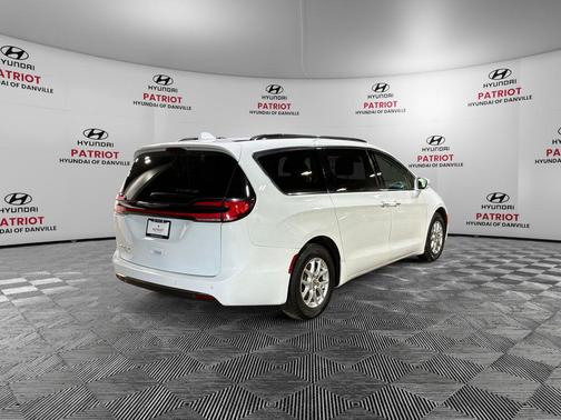2021 Chrysler Pacifica Touring L