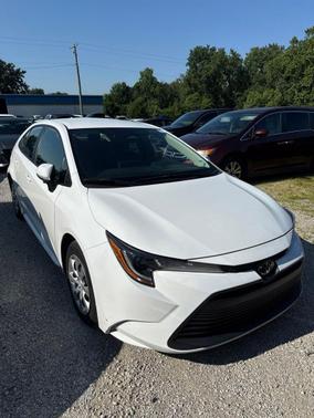 Ice Cap 2024 Toyota Corolla LE