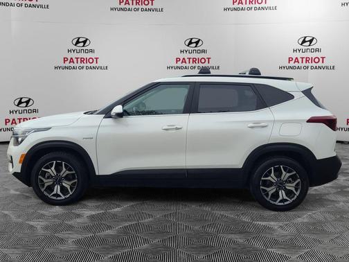 Snow White Pearl 2022 Kia Seltos EX