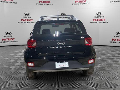 Onyx Black 2026 Hyundai VENUE SEL
