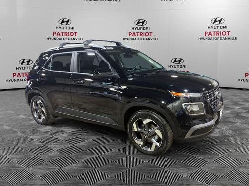 Onyx Black 2026 Hyundai VENUE SEL
