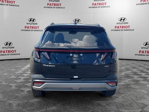 Phantom Black 2026 Hyundai TUCSON Limited