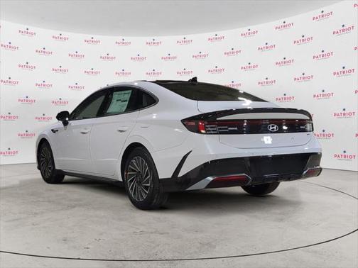 2025 Hyundai SONATA Hybrid Limited