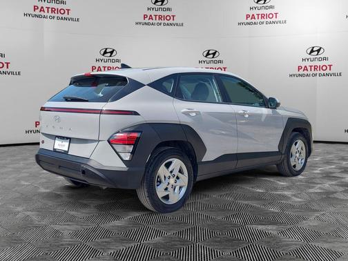 Cyber Gray Metallic 2026 Hyundai KONA SE