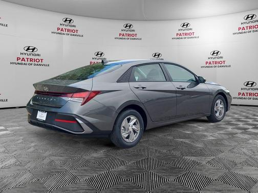 Amazon Gray 2026 Hyundai ELANTRA SE