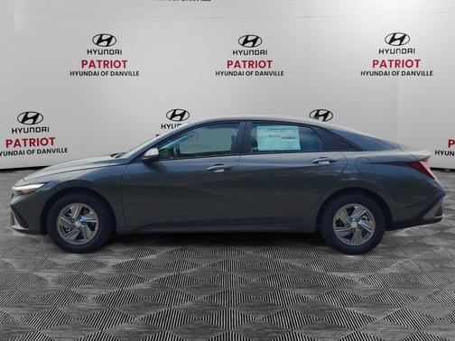 Amazon Gray 2026 Hyundai ELANTRA SE