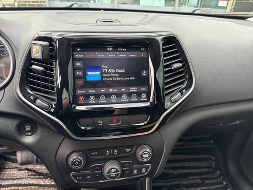 Granite Crystal Metallic Clearcoat 2019 Jeep Cherokee Limited