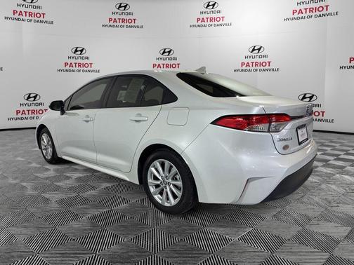 2024 Toyota Corolla Hybrid SE