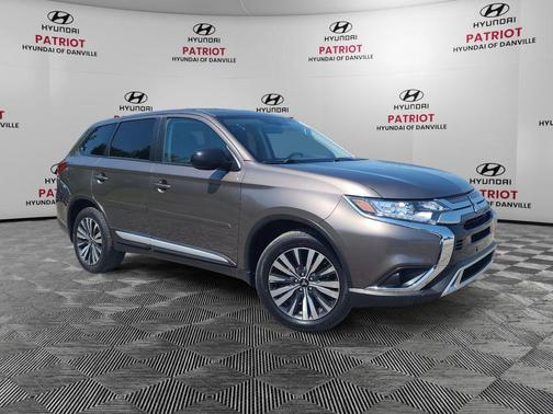 Quartz Brown Metallic 2020 Mitsubishi Outlander ES S-AWC