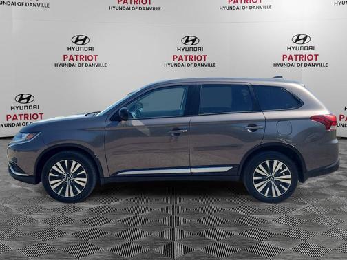 Quartz Brown Metallic 2020 Mitsubishi Outlander ES S-AWC