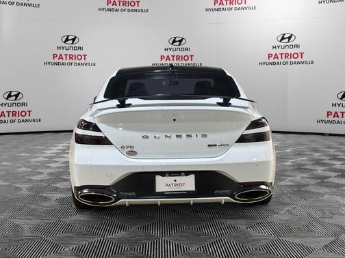 2022 Genesis G70 3.3T AWD