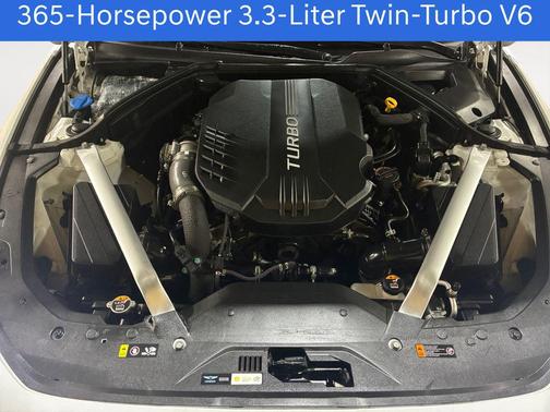 Alta White 2022 Genesis G70 3.3T AWD