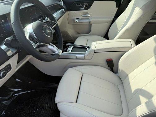 Starling Blue Metallic 2026 Mercedes-Benz GLB 250 4MATIC