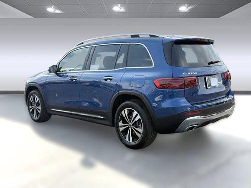 2026 Mercedes-Benz GLB 250 4MATIC